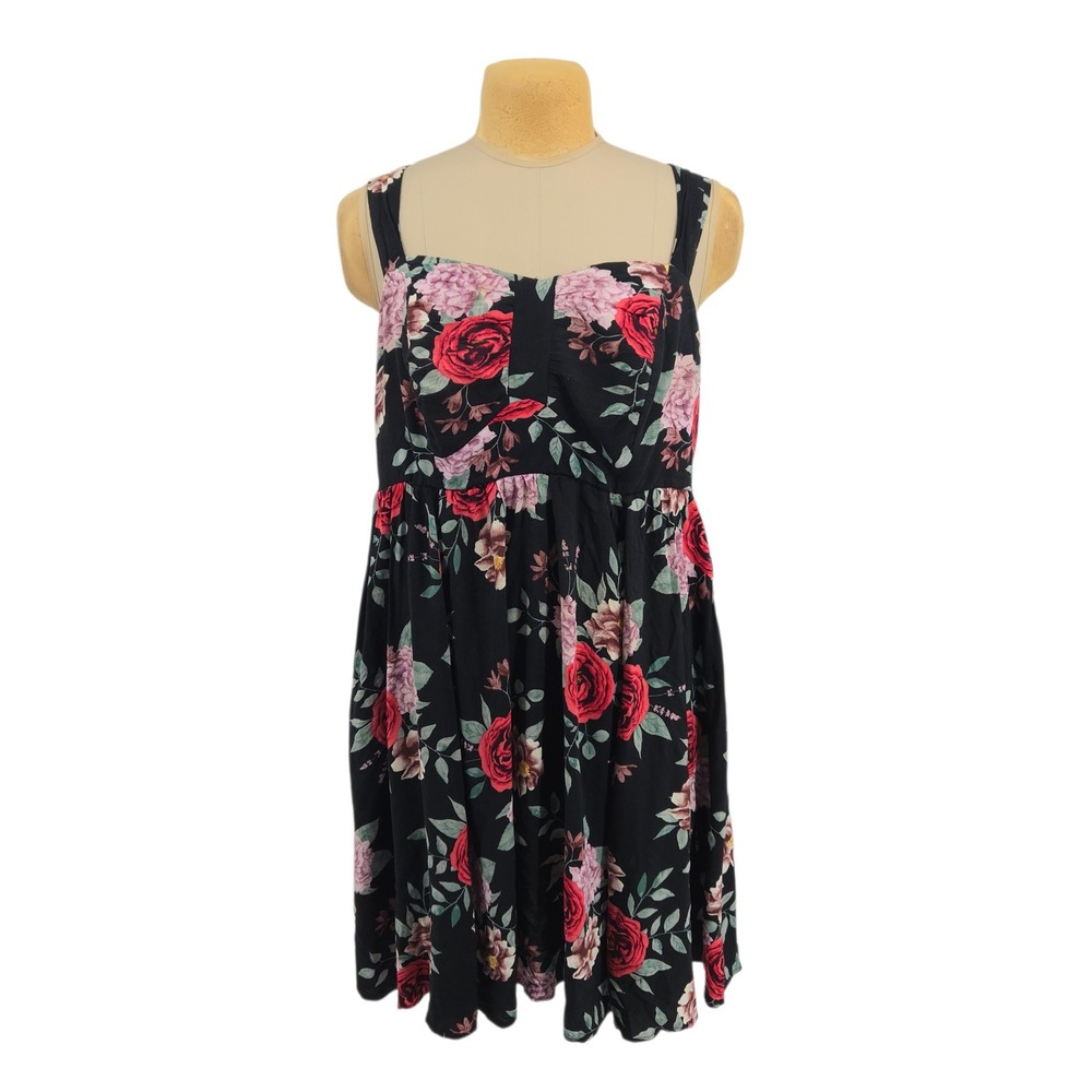 Torrid Floral Fit & Flare Dress Womens 1 Vacation Feminine Cottagecore Garden